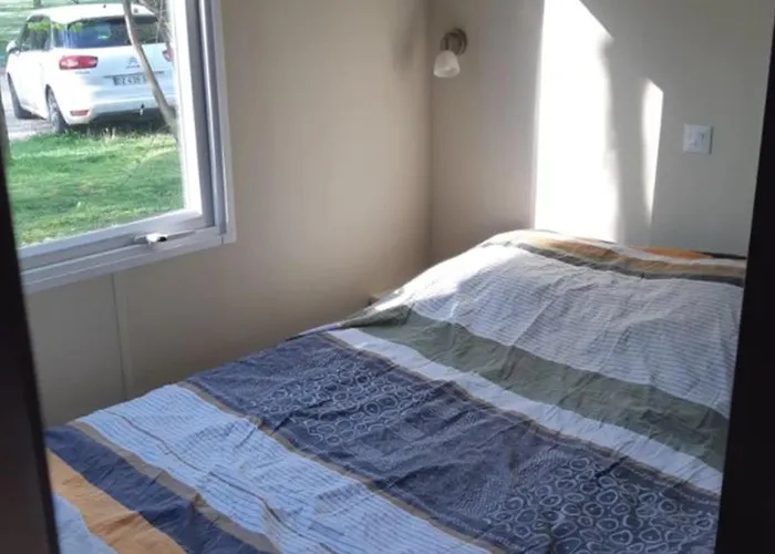 Mobil-home Confortable Avec Terrasse, 3 Pour 6 Personnes - Api-1-52-752 Kemp